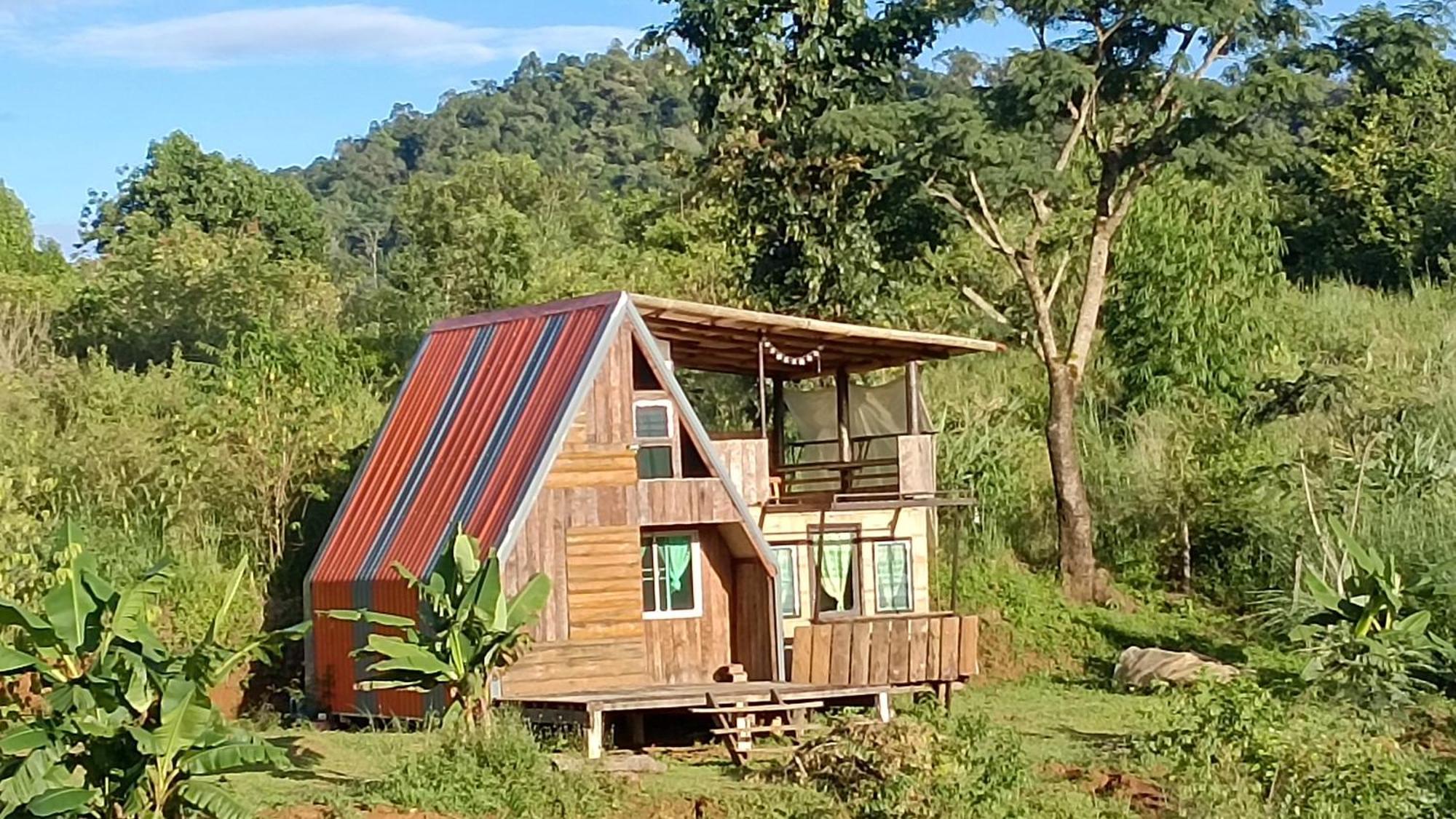 ไร่นิธิสุนทร Nithisoonthon Farmstay ماي هونج سون المظهر الخارجي الصورة