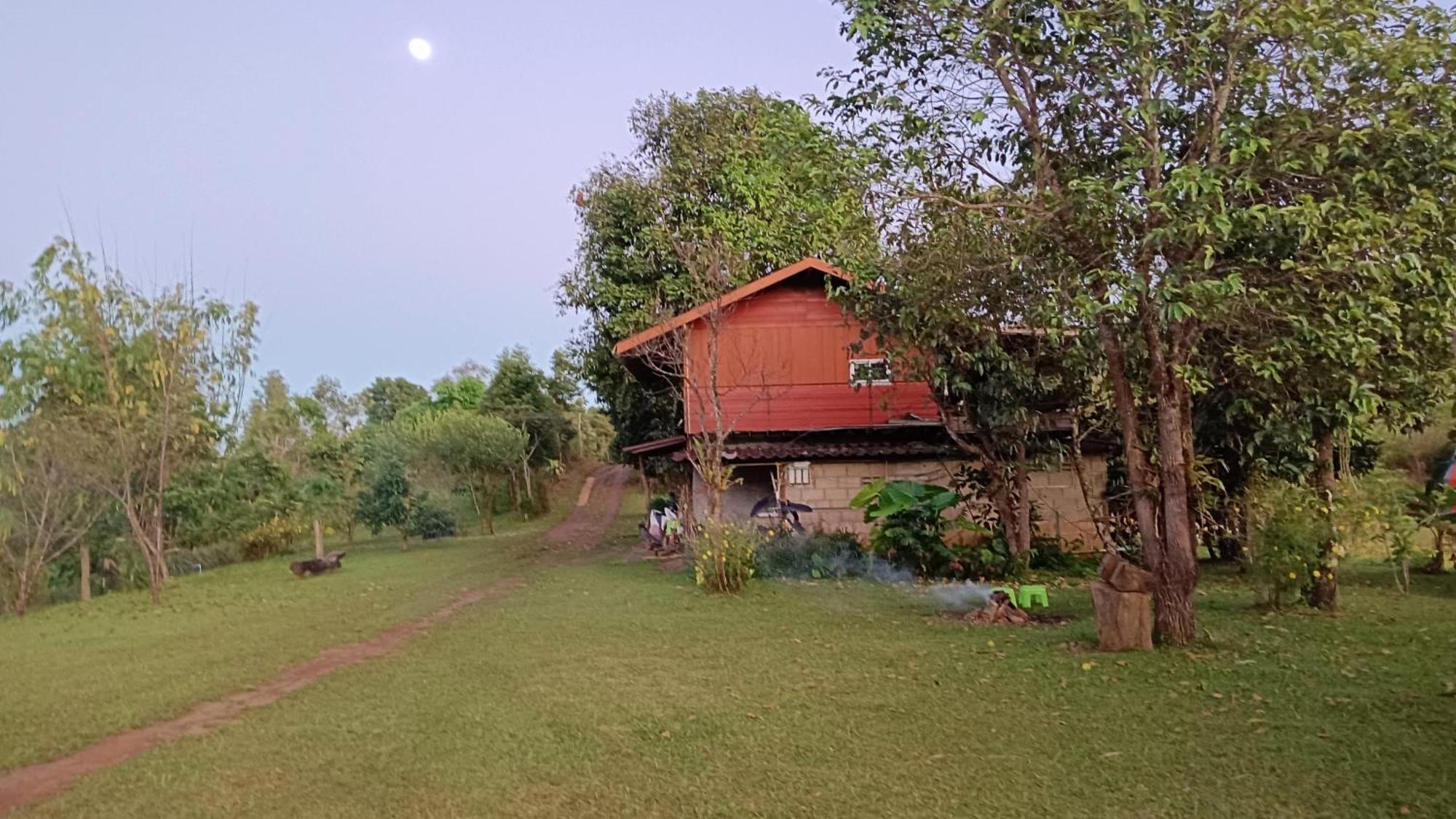ไร่นิธิสุนทร Nithisoonthon Farmstay ماي هونج سون المظهر الخارجي الصورة